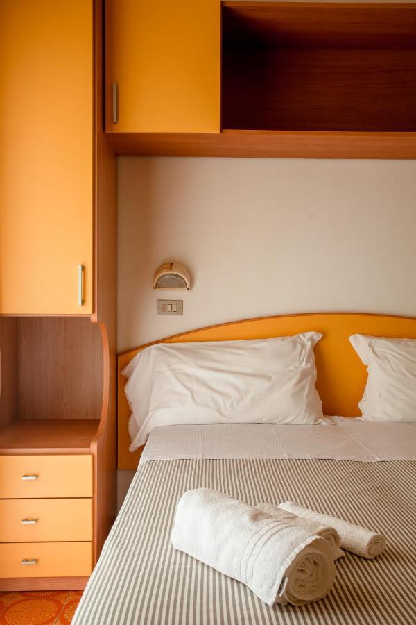 Piccolo Hotel Kursaal チェゼナーティコ エクステリア 写真